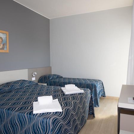 Hotel Nember 리도 디 예솔로 외부 사진