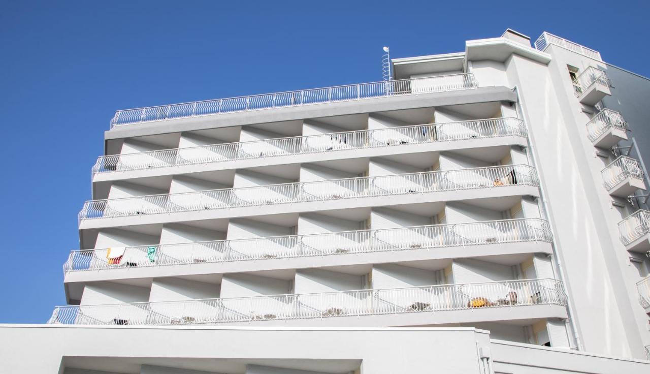Hotel Nember 리도 디 예솔로 외부 사진